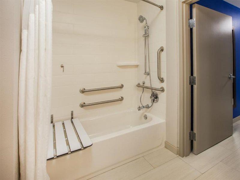 Holiday Inn Express & Suites Onalaska - La Crosse Area By Ihg Bagian luar foto