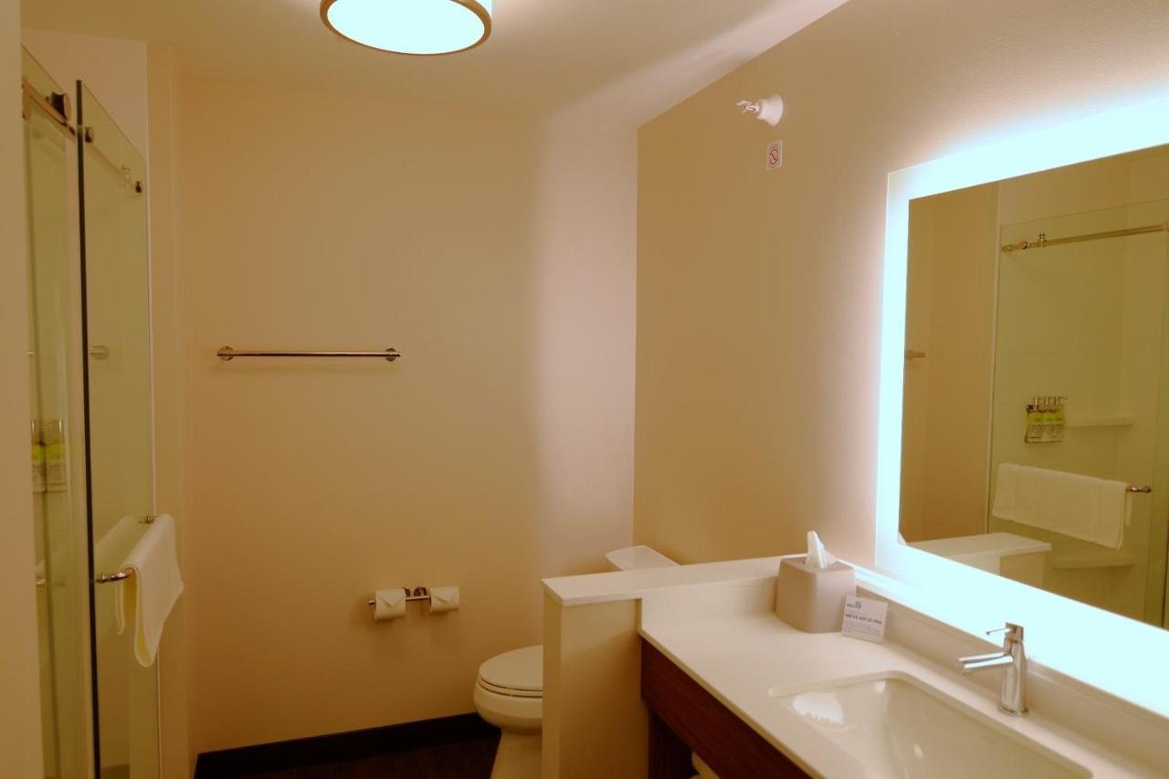 Holiday Inn Express & Suites Onalaska - La Crosse Area By Ihg Bagian luar foto