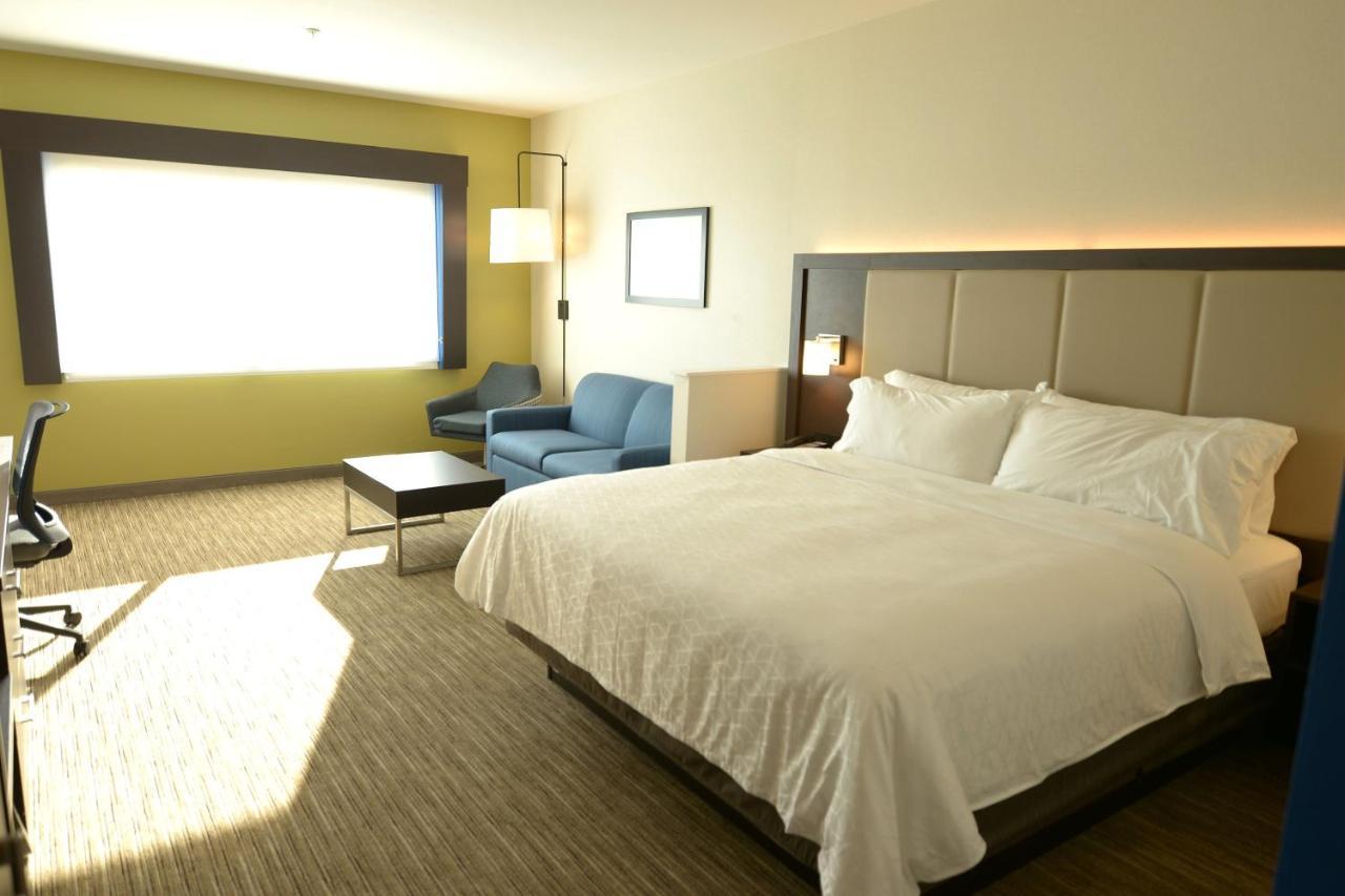 Holiday Inn Express & Suites Onalaska - La Crosse Area By Ihg Bagian luar foto