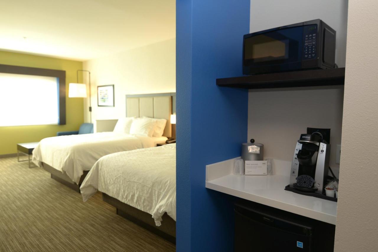 Holiday Inn Express & Suites Onalaska - La Crosse Area By Ihg Bagian luar foto